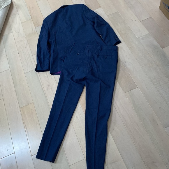 Princeton navy Italian wool boys 17-18 suit - Picture 13 of 13